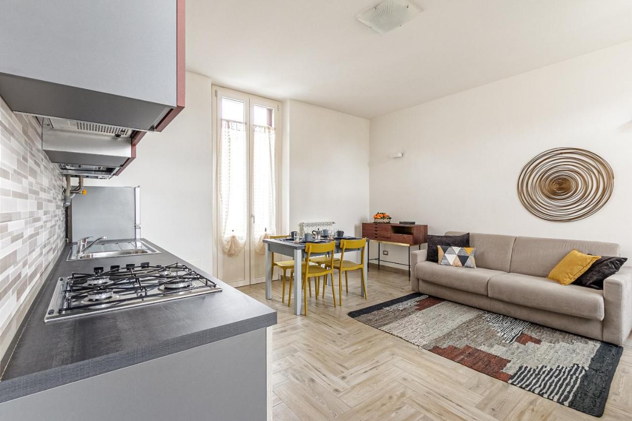 Al 33 Di Via Roma - Apartments 卡尔达诺阿尔坎波 外观 照片
