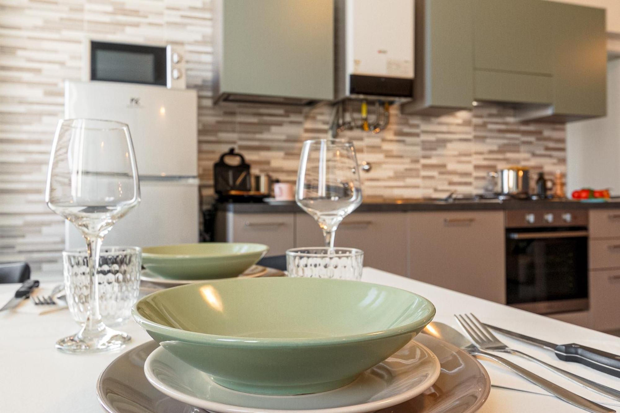 Al 33 Di Via Roma - Apartments 卡尔达诺阿尔坎波 外观 照片