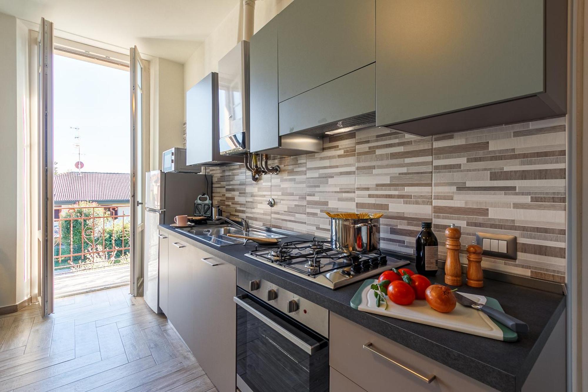 Al 33 Di Via Roma - Apartments 卡尔达诺阿尔坎波 外观 照片
